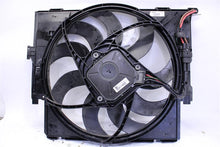 Load image into Gallery viewer, RADIATOR FAN ASSEMBLY BMW 228I 320i 12 13 14 15 16 - 1083746
