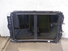Load image into Gallery viewer, SUNROOF ASSEMBLY Audi Q5 SQ5 09 10 11 12 13 14 15 16 - 1084120
