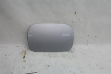 Load image into Gallery viewer, GAS FUEL FILLER LID DOOR Land Rover Range Rover Sport 2007 07 - 1085629
