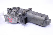 Load image into Gallery viewer, TRANSFER CASE ACTUATOR MOTOR LR3 LR4 Range Rover Range Rover Sport 05-15 - 1086416
