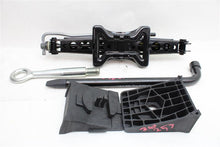 Load image into Gallery viewer, JACK Jaguar Vanden Pl XJ XJL 2014 14 - 1087392

