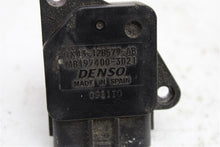 Load image into Gallery viewer, Mass Air Flow Sensor Meter MAF LR2 LR3 Range Rover Range 05-12 - 1087667
