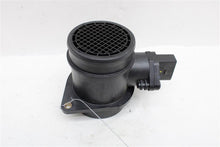 Load image into Gallery viewer, Mass Air Flow Sensor Meter MAF A4 TT Beetle Golf Golf Cabriolet 00-07 - 1088481
