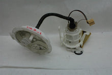 Load image into Gallery viewer, FUEL PUMP 740i 740il 750 HYBRID 750i 750il Active 7 Alpina B7 09-15 - 1088639
