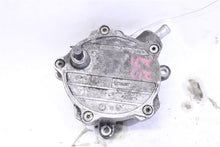Load image into Gallery viewer, VACUUM PUMP 550i 645ci 650i 750i 750il 750LI 760li X5 03-10 - 1089506
