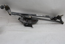 Load image into Gallery viewer, WINDSHIELD WIPER TRANSMISSION BMW X5 X5M 14 15 16 17 18 - 1090572
