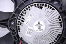 Load image into Gallery viewer, RADIATOR FAN ASSEMBLY 535i 535i Gt 640I 740i 740il Active 5 10-17 - 1091816
