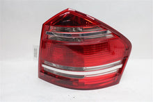 Load image into Gallery viewer, TAIL LIGHT LAMP ASSEMBLY Gl320 Gl450 Gl550 07 08 09 UPPER Right - 1091971
