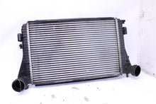 Load image into Gallery viewer, INTERCOOLER Jetta TT A3 Golf EOS 2006 06 2007 07 08 09 10 11 12 13 - 1092432
