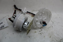 Load image into Gallery viewer, FUEL PUMP 528i 535i 535i Gt 640I 10 11 12 13 14 15 16 17 Right - 1092862
