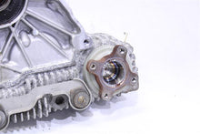 Load image into Gallery viewer, TRANSFER CASE BMW 530xi 528xi 328xi 332xi 2006 06 2007 07 2008 08 09 2010 10 - 1093072
