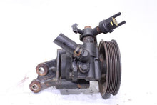 Load image into Gallery viewer, POWER STEERING PUMP Toyota Tundra Sequoia 00 01 02 - 07 - 1093370
