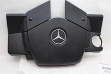 Load image into Gallery viewer, PLASTIC ENGINE COVER Mercedes-Benz R500 2006 06 - 1093646
