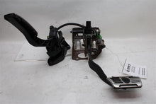 Load image into Gallery viewer, ELECTRONIC PEDAL ASSEMBLY Maserati Quattropo 2014 14 - 1094318

