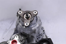 Load image into Gallery viewer, TRANSFER CASE BMW 530xi 528xi 328xi 332xi 2006 06 2007 07 2008 08 09 2010 10 - 1095210
