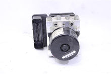 Load image into Gallery viewer, ABS PUMP BMW 330i 323i 325i 2006 06 - 1095654
