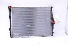 Load image into Gallery viewer, RADIATOR BMW 323i 128i 325i 328i 330i 2006 06 2007 07 2008 08 09 10 11 12 Auto - 1095667
