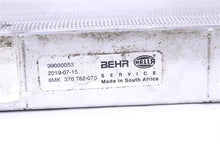 Load image into Gallery viewer, RADIATOR BMW 323i 128i 325i 328i 330i 2006 06 2007 07 2008 08 09 10 11 12 Auto - 1095667
