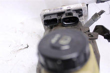 Load image into Gallery viewer, POWER STEERING PUMP Nissan Pathfinder 2016 16 - 1096187
