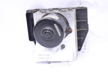 Load image into Gallery viewer, ABS PUMP C230 C240 C32 SLK320 00 01 02 03 04 - 1096295

