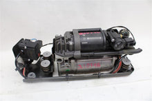 Load image into Gallery viewer, SUSPENSION AIR COMPRESSOR PUMP 535i Gt 550i Gt 740i 740il 750 09-16 - 1096431
