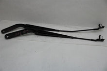 Load image into Gallery viewer, WINDSHIELD WIPER ARM BMW X5 2009 09 - 1096705
