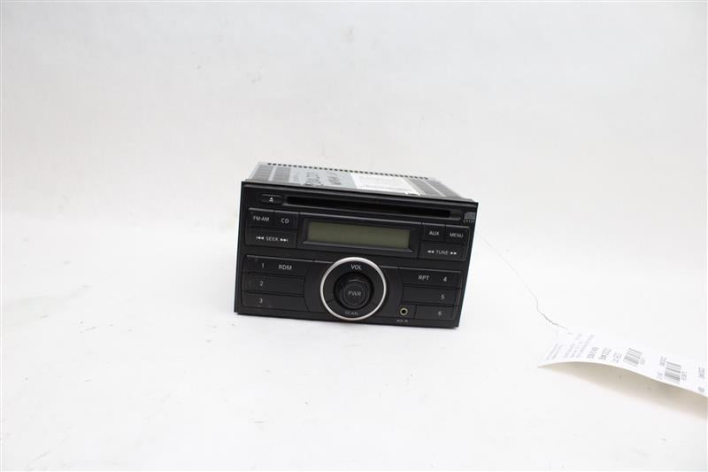 CD PLAYER RADIO Nissan NV200 Versa 10 11 12 13 14 15 - 1098175