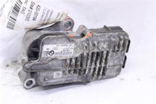 Load image into Gallery viewer, TRANSFER CASE ACTUATOR MOTOR 228I 320i 328D 328i 328I GT 335i 335i 10-17 - 1098471
