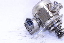 Load image into Gallery viewer, FUEL PUMP Jaguar Vanden Pl XF XFR XJ XJL 13 14 15 16 17 - 1099438
