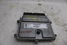 Load image into Gallery viewer, ECU ECM COMPUTER Volvo S40 2009 09 2010 10 - 1099557

