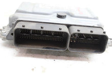 Load image into Gallery viewer, ECU ECM COMPUTER Volvo C30 V40 V70 2006 06 2007 07 08 - 1099560
