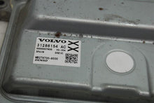 Load image into Gallery viewer, ECU ECM COMPUTER C70 S60 S80 V70 XC60 XC70 XC90 2011-2015 - 1099569
