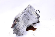 Load image into Gallery viewer, TRANSFER CASE BMW 530xi 528xi 328xi 332xi 2006 06 2007 07 2008 08 09 2010 10 - 1099718
