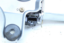 Load image into Gallery viewer, REAR WIPER MOTOR Toyota Highlander 01 02 03 04 05 06 07 - 1099830
