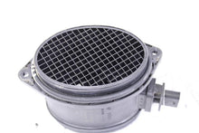 Load image into Gallery viewer, Mass Air Flow Sensor Meter MAF BMW X5 07 08 09 10 - 1100289

