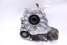 Load image into Gallery viewer, TRANSFER CASE BMW 530xi 528xi 328xi 332xi 2006 06 2007 07 2008 08 09 2010 10 - 1100769
