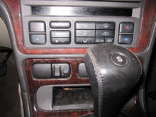 Load image into Gallery viewer, OUTER TAIL LIGHT LAMP Saab 9-5 1999 99 2000 00 2001 01 Left - 477947
