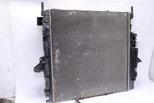 Load image into Gallery viewer, RADIATOR LR4 Range Rover Sport 10 11 12 13 14 15 16 - 1102257
