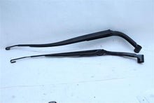 Load image into Gallery viewer, WINDSHIELD WIPER ARM Nissan Pathfinder 2013 13 - 1102373
