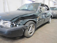 Load image into Gallery viewer, HEADLIGHT LAMP ASSEMBLY Saab 9-3 99 00 01 02 03 Right - 573620
