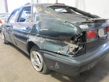 Load image into Gallery viewer, HEADLIGHT LAMP ASSEMBLY Saab 9-3 99 00 01 02 03 Right - 573620
