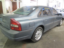 Load image into Gallery viewer, HEADLIGHT LAMP ASSEMBLY Volvo S80 99 00 01 02 03 04 05 06 Left - 499909
