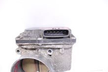 Load image into Gallery viewer, THROTTLE BODY Titan Armada QX56 Pathfinder 2004 04 2005 05 06 07 08 09 10 11 - 1104316
