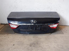 Load image into Gallery viewer, TRUNK LID Hyundai Sonata 2011 11 2012 12 2013 13 2014 14 - 1104400
