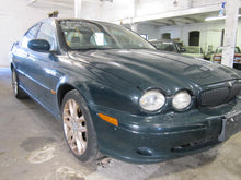 Load image into Gallery viewer, TAIL LIGHT LAMP ASSEMBLY Jaguar X Type 02 03 04 05 06 07 08 Right - 509910
