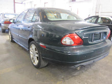 Load image into Gallery viewer, TAIL LIGHT LAMP ASSEMBLY Jaguar X Type 02 03 04 05 06 07 08 Right - 509910
