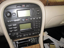 Load image into Gallery viewer, TAIL LIGHT LAMP ASSEMBLY Jaguar X Type 02 03 04 05 06 07 08 Right - 509910
