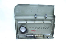 Load image into Gallery viewer, PLASTIC ENGINE COVER Toyota Highlander 2005 05 - 1105247
