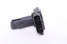 Load image into Gallery viewer, Mass Air Flow Sensor Meter MAF LR2 LR3 Range Rover Range 05-12 - 1105992
