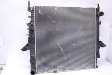 Load image into Gallery viewer, RADIATOR Land Rover LR3 2005 05 2006 06 2007 07 2008 08 2009 09 - 1106009
